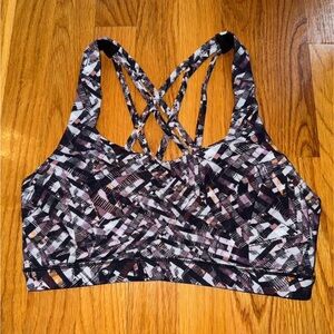 Sz 6 Lululemon Crisscross Strappy Printed Sports Bra